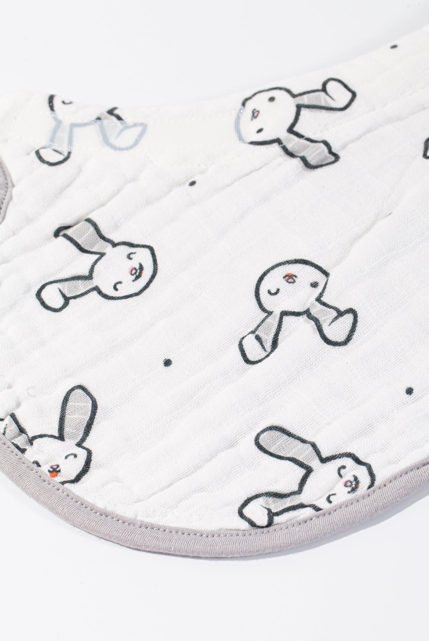 Wholesale Non-Slip Cotton Baby Bib White Label Manufacturer