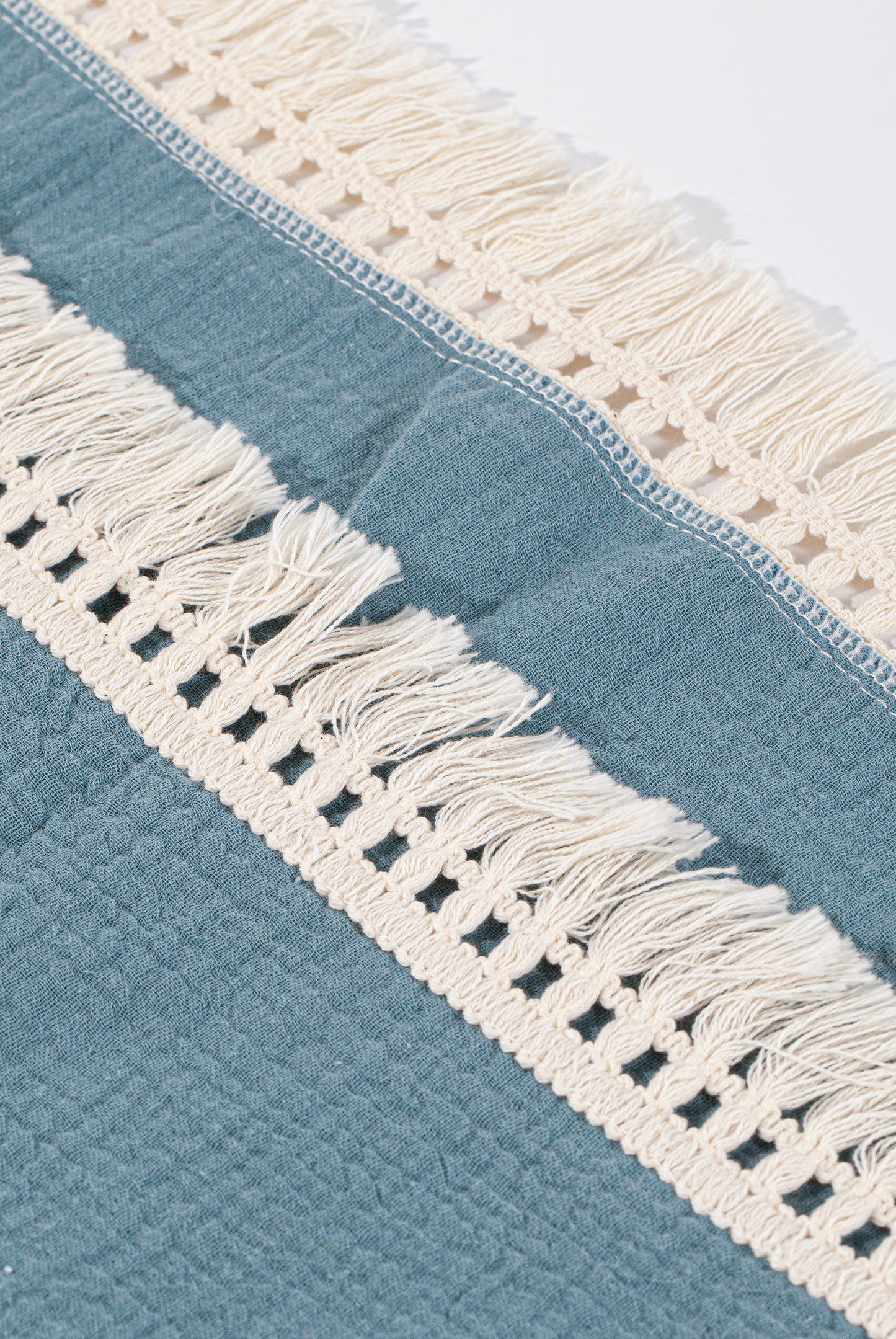 Wholesale 100% Cotton Gauze Baby Blanket with Tassel Lace White Label Manufacturers