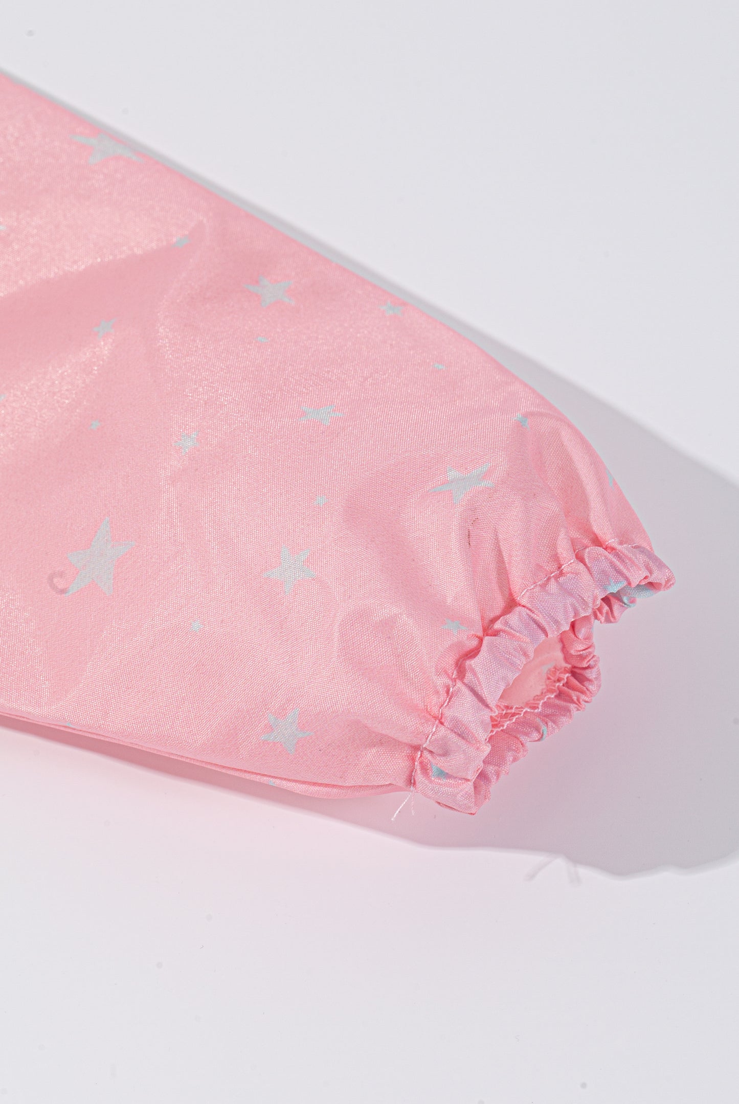 Wholesale Baby Bib With Pink Red Color Long Sleeve White Label Manufacturer