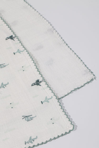 Wholesale Cotton Gauze Bath Towel Four-Layers Cotton Gauze Hook Edge Baby Bath Towel White Green Dot Color White Label Manufacturer