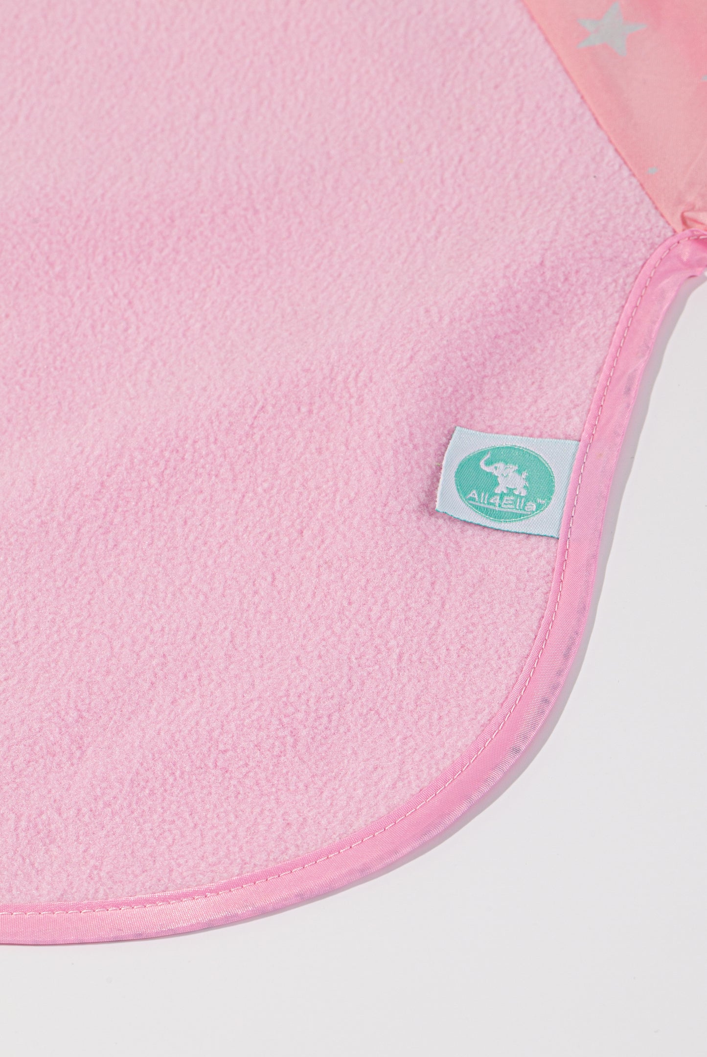 Wholesale Baby Bib With Pink Red Color Long Sleeve White Label Manufacturer