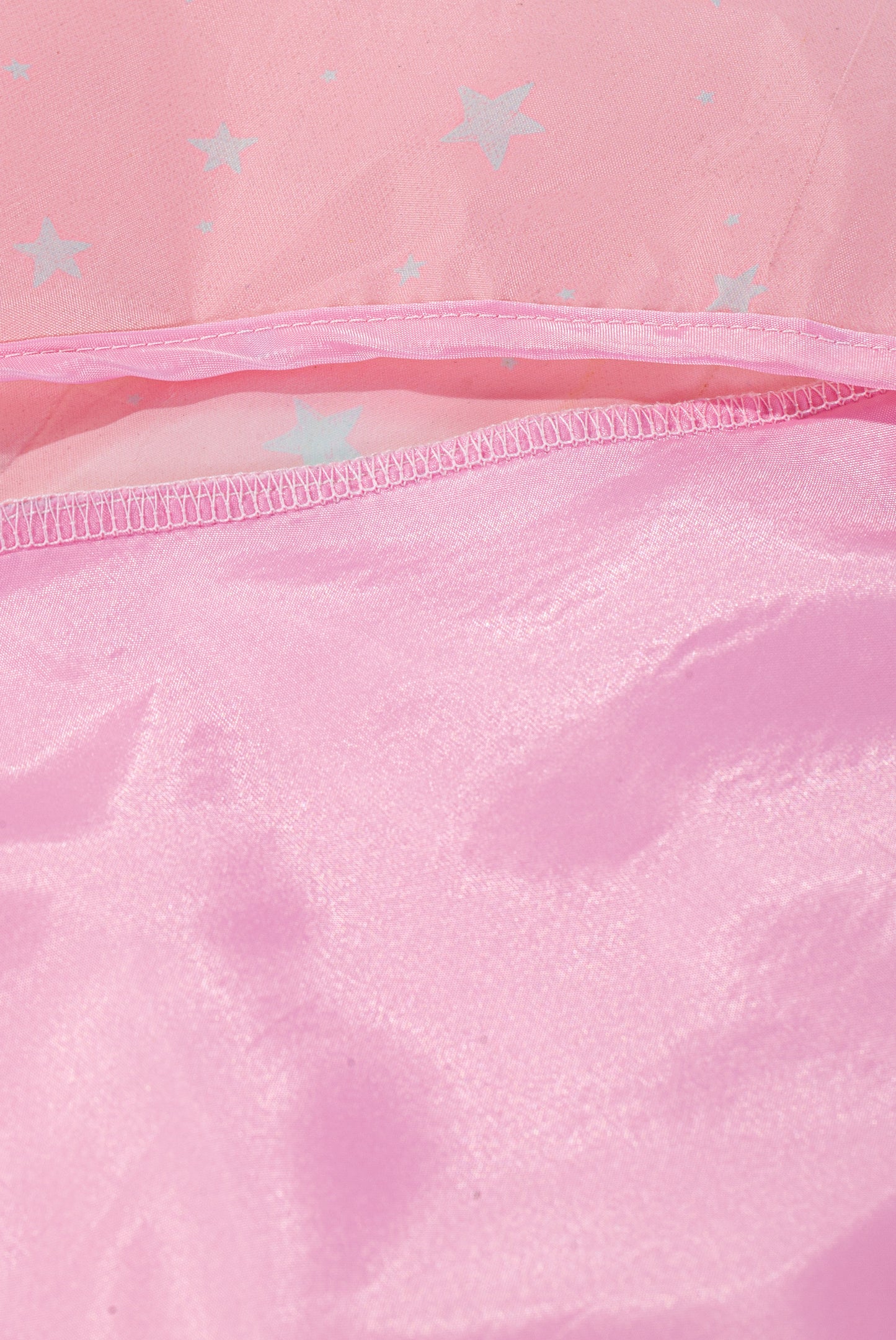 Wholesale Baby Bib With Pink Red Color Long Sleeve White Label Manufacturer