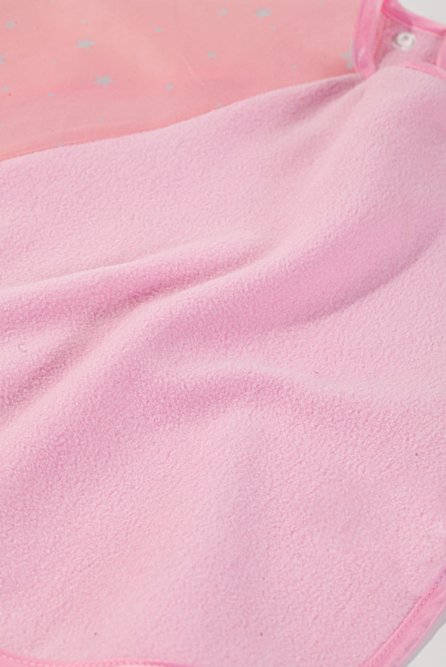 Wholesale Baby Bib With Pink Red Color Long Sleeve White Label Manufacturer